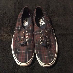 Plaid vans sneakers